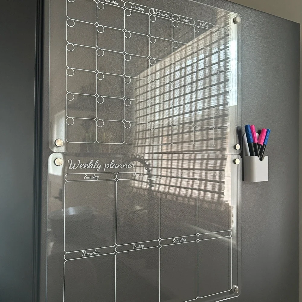 Monthly and weekly refrigerator calendar